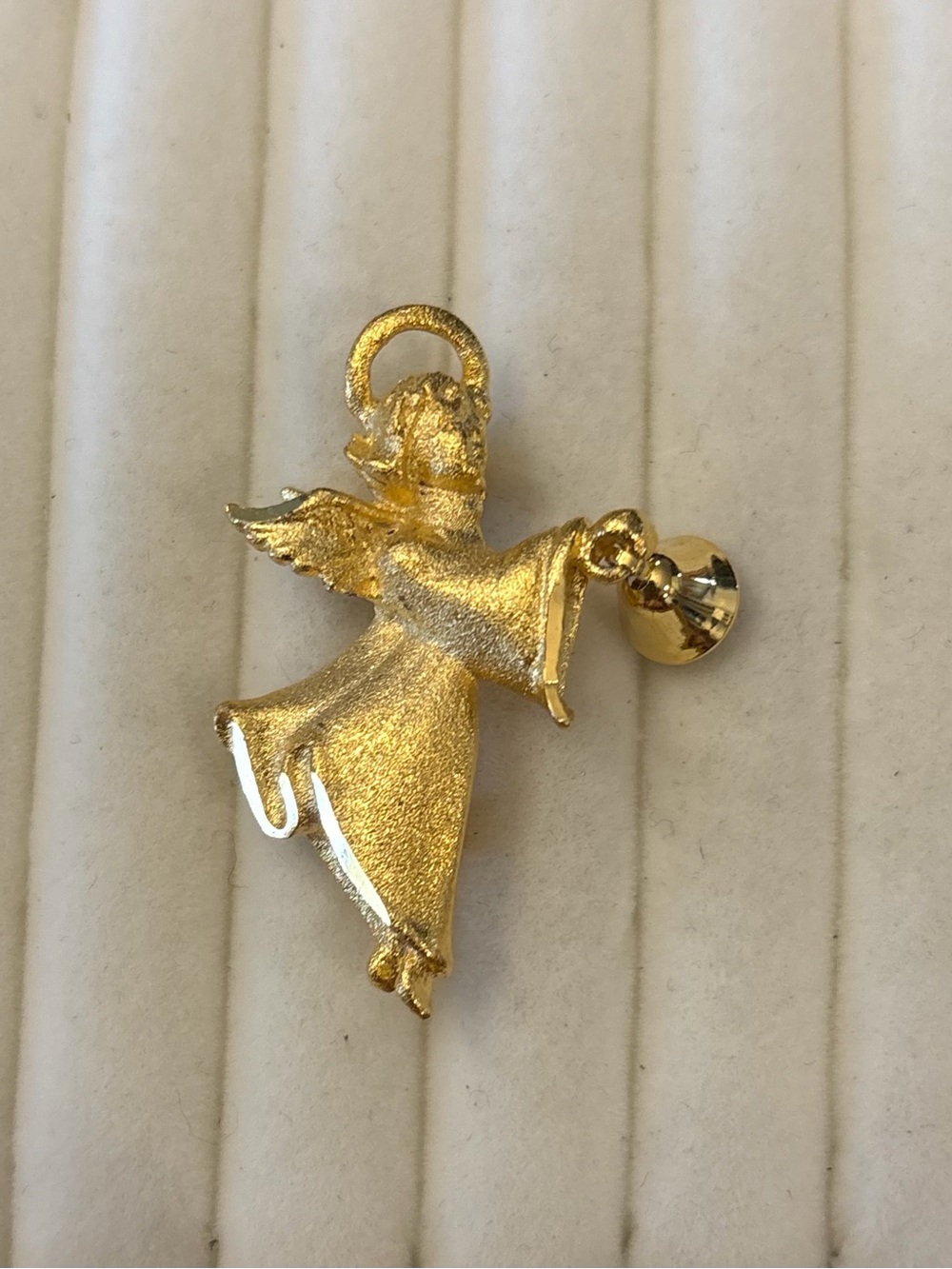 Robyn Rush Textured Gold Tone Angel With Halo & Bell Pin Brooch Signed Christmas